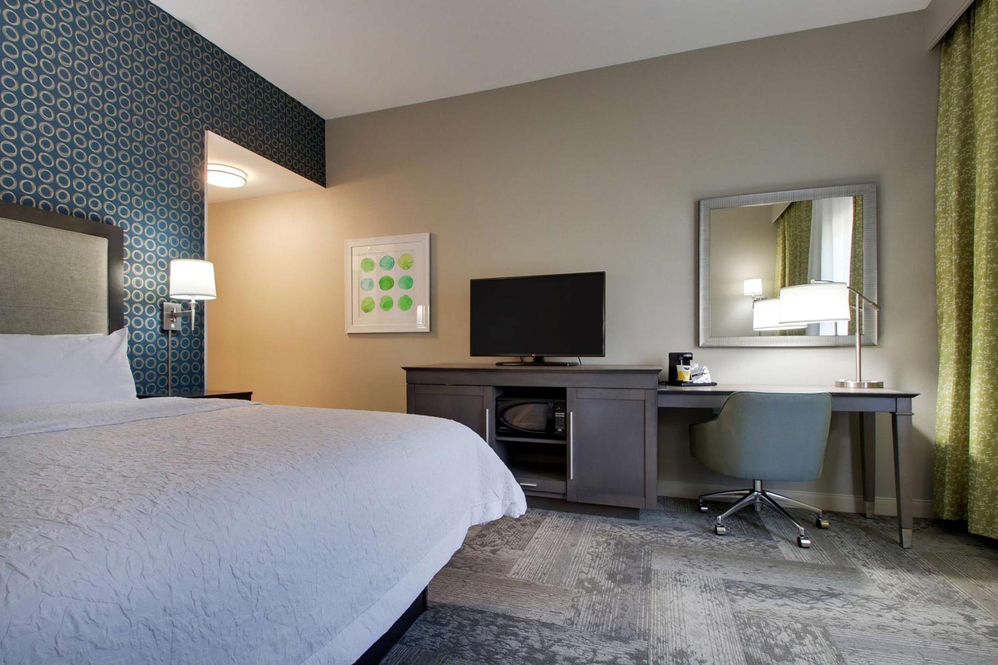 Hampton & By Hilton Knightdale