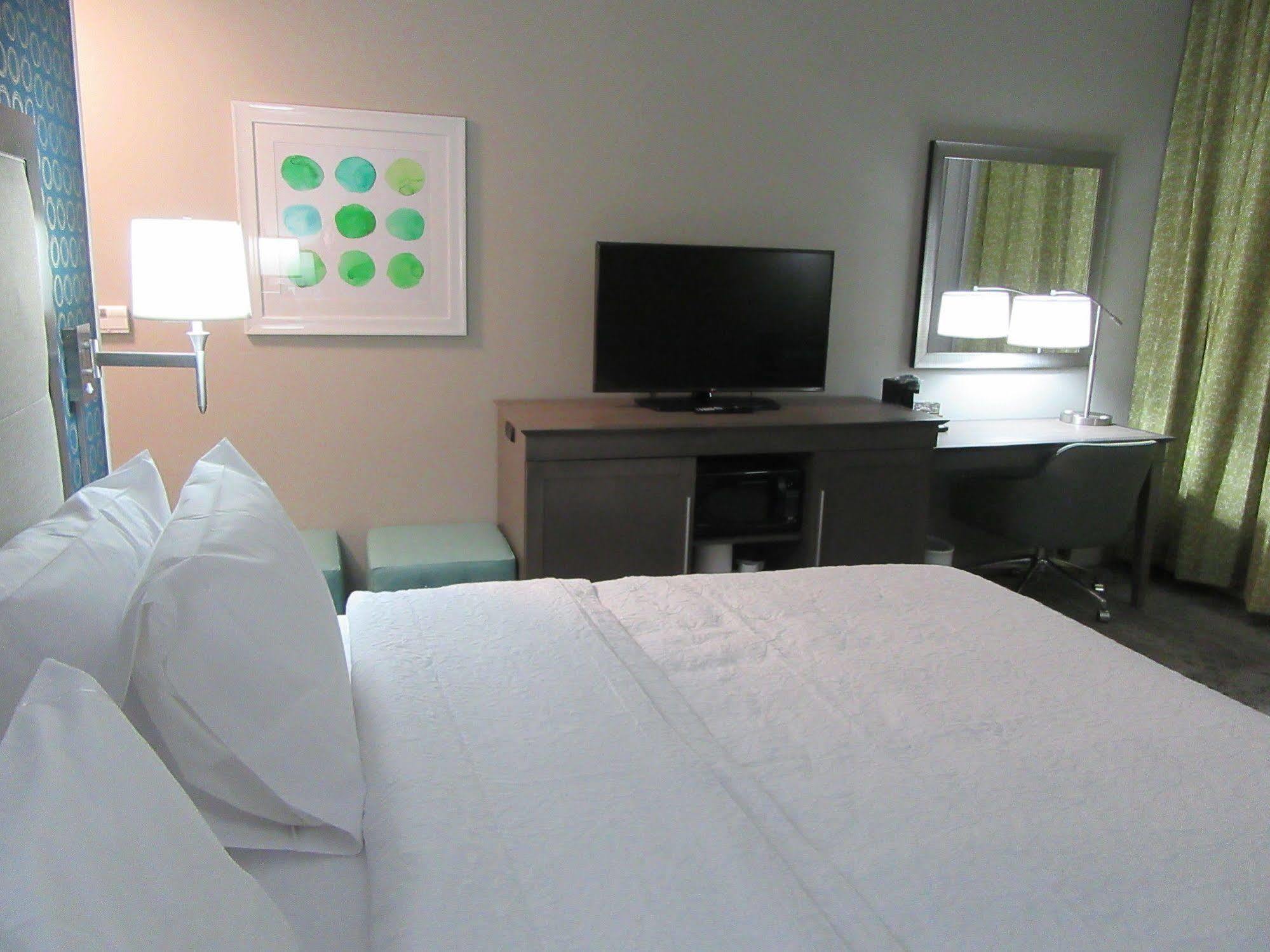Hampton & By Hilton Knightdale