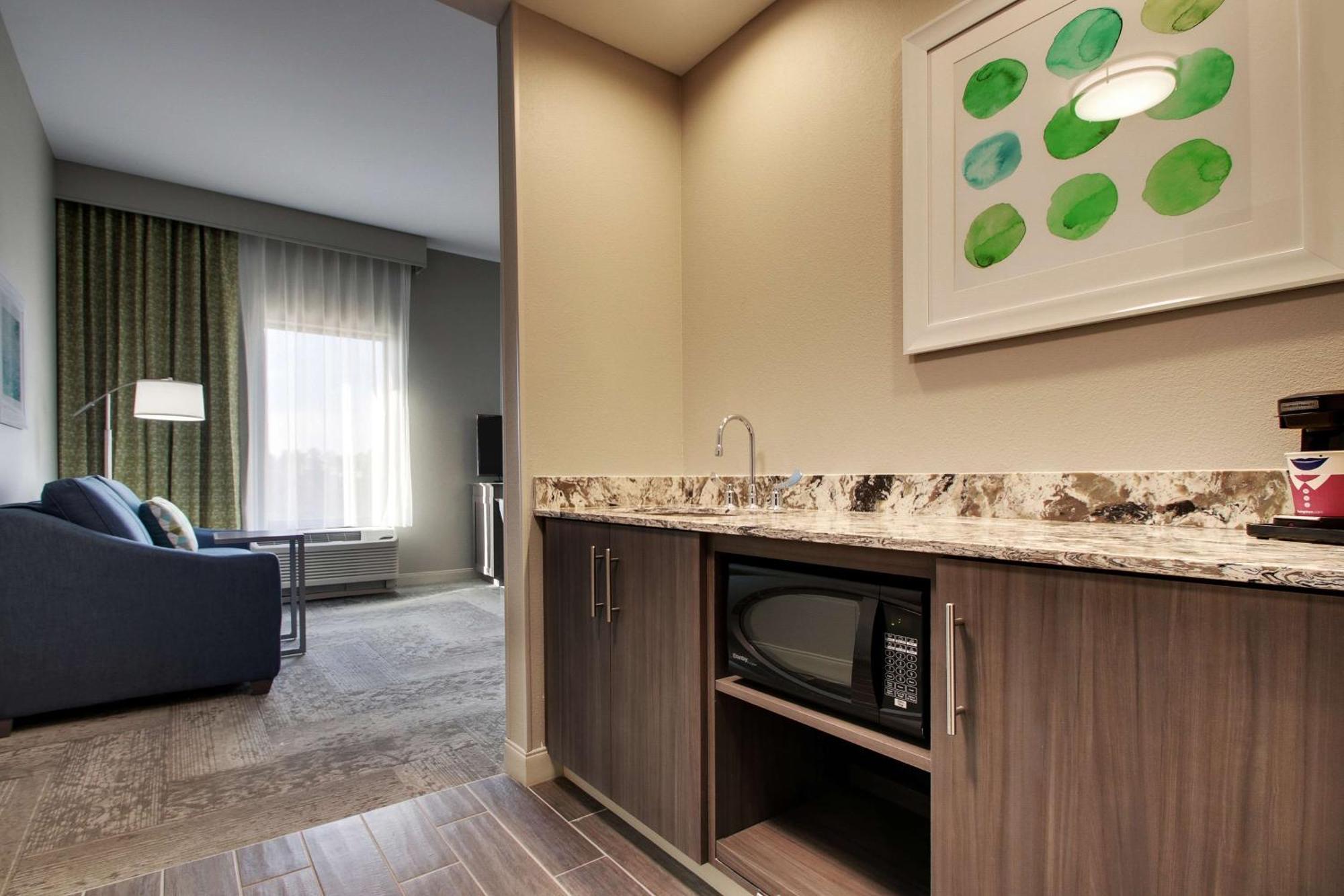 Hotel Hampton & By Hilton Knightdale 3*