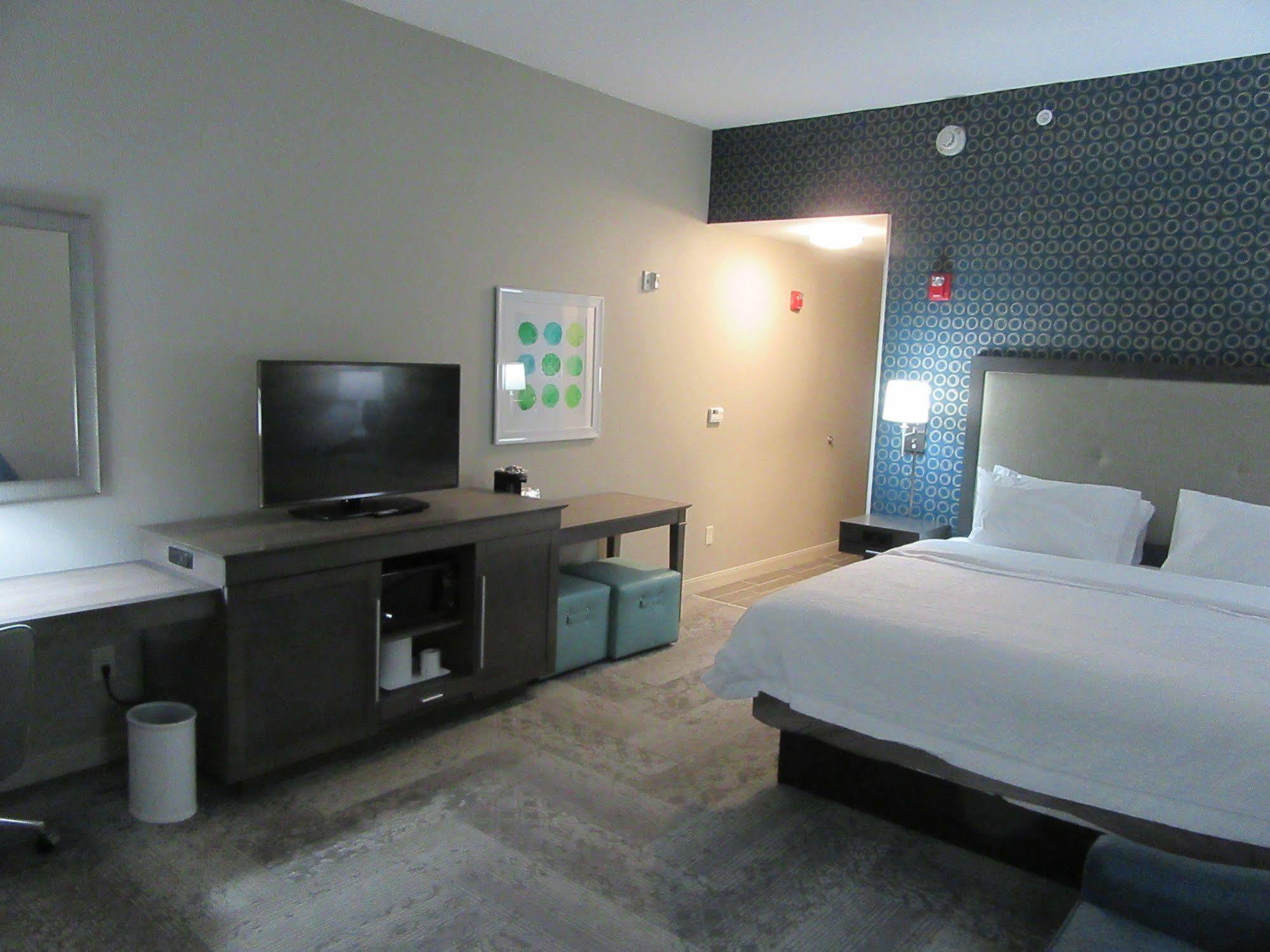 Hampton & By Hilton Knightdale 3*